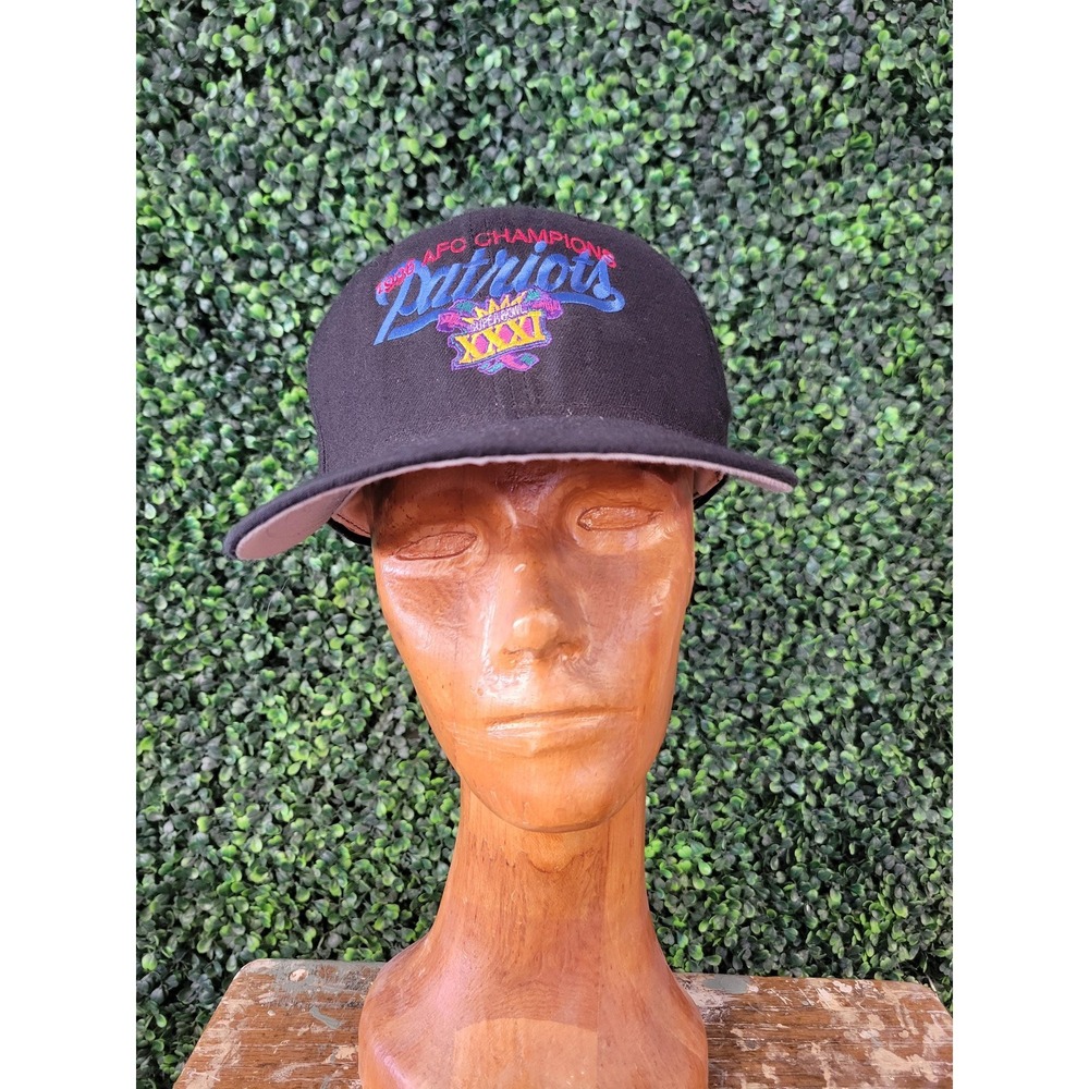 vtg 90s 1996 NEW ENGLAND PATRIOTS Snapback Hat // embroidered superbowl snapback